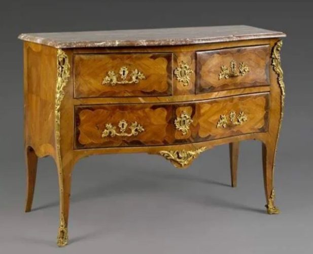 Commode louis XV antiquaire chambéry